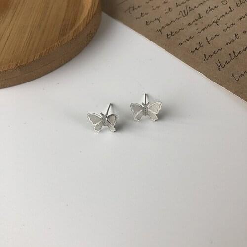 Exquisite Compact Cute Butterfly Stud Earrings Fresh Simple Design Sense Earrings Sweet Student Fashion Jewelry Gifts