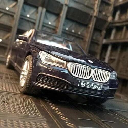 1:24 BMW-760LI Alloy Car Diecast Model Toy Vehicles High Simulation Pull Back Sound And Light Mini Metal Car Gifts Toys for boys