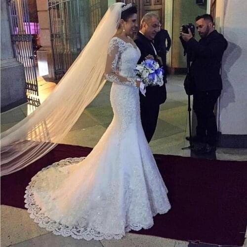 Vintage Wedding Dresses Mermaid Lace Long Sleeves V Neck Elegant Wedding Bridal Gowns Lace Appliques Beaded Backless 2019