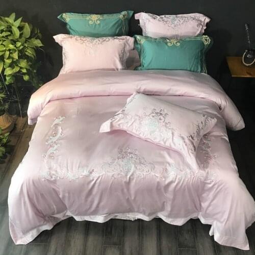 100S Egyptian cotton Luxury Embroidery Bedding Set 4pcs Queen King Hotel King Duvet cover bed sheet set Pillowcases light purple