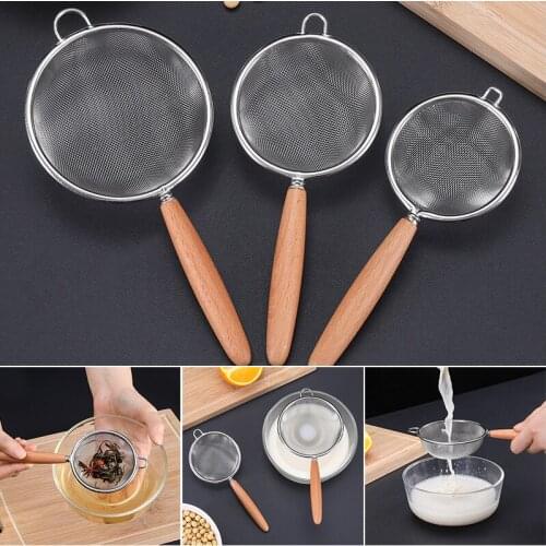 Stainless Steel Mesh Colander with Wooden Handle Hanging Hole for Kitchen Supplies SAL99