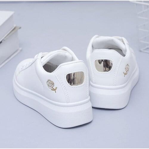 Zapatos informales para mujer, zapatillas blancas bordadas a la moda, transpirables con cordones y flores, Primavera, 2021