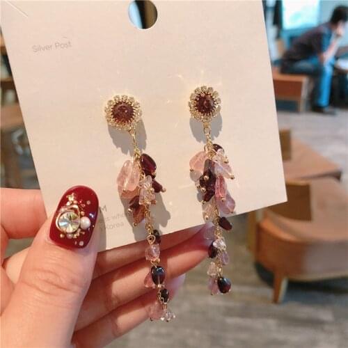 Handmade Natural Strawberry Crystal Earrings Small Fresh Temperament Multicolor Tassel Earrings for Female
