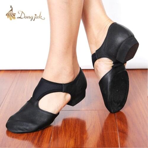 Dongjaker Women's Slip-ons