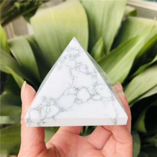 Natural white pine quartz crystal pyramid clear Reiki healing natural crystal pyramid original stone polishing