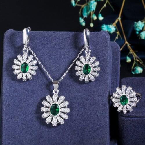 CWWZircons 3pcs Lovely Sun Flower CZ Stone Green Crystal Necklace Earring Ring Set Fashion Brand Women Jewelry Accessories T282