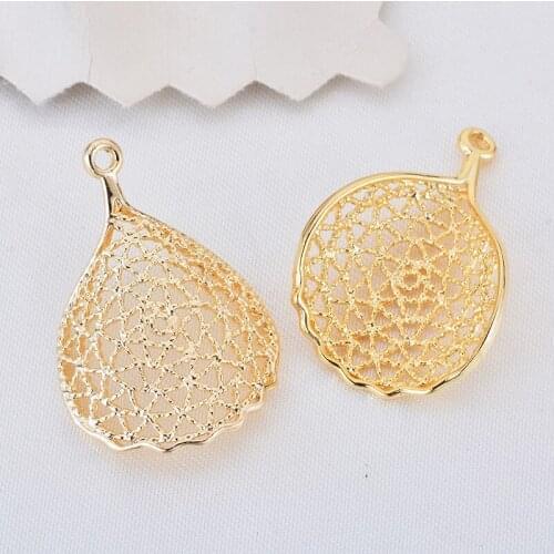 Leaf Shape Bead Support DIY Jewelry Accessories For Women Bracelet Sweater Chain Hollow Leaf Small Pendant Fashion Jewelry Beads