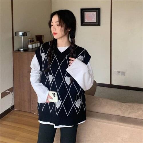Knit Sweater Vest Women 2021 Winter Korean Style Vintage Hearts Argyle Casual Loose V Neck Sleeveless Pullover Waistcoat T649