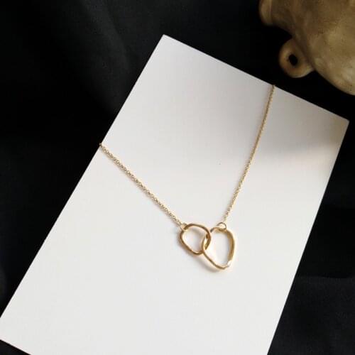 Delicate Women Jewelry Small Pendant Necklace Thin Chiain Golden Plating Small Charm Necklace Women Fashion Accessories Jewelry