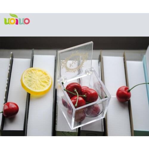 Food grade PC plastic square candy box custom free logo printed transparent wedding favor box(add names for free)