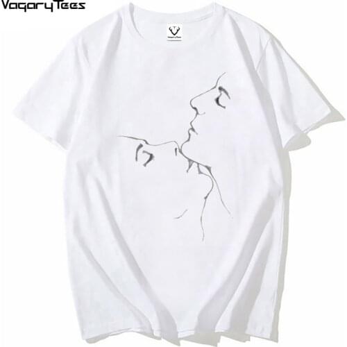 Summer Casual Love is Love LGBT Men Tshirt Gay Lovers Kiss kiss kiss Art print tasteful Art Tshirt Hip Hop T Shirt Harajuku Tees
