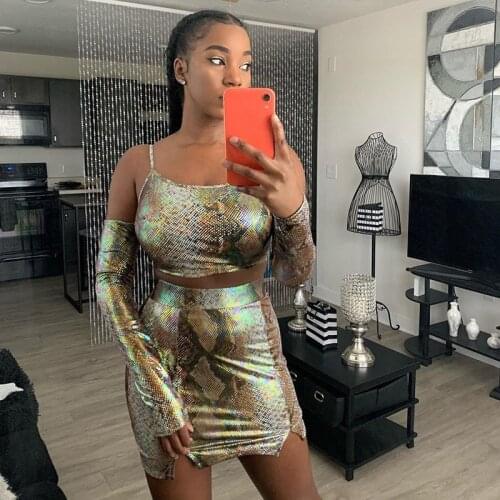 2 Pcs Ladys Sexy Dress Set Sparkling Irregular Long Sleeve Sling Bare Midriff Snakeskin Pattern Slim Short Package Hip Skirt