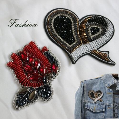 Fashion flower heart Patches for Clothing DIY sew on rhinestone sequin parches Appliques Decoration Badge parches for clothes