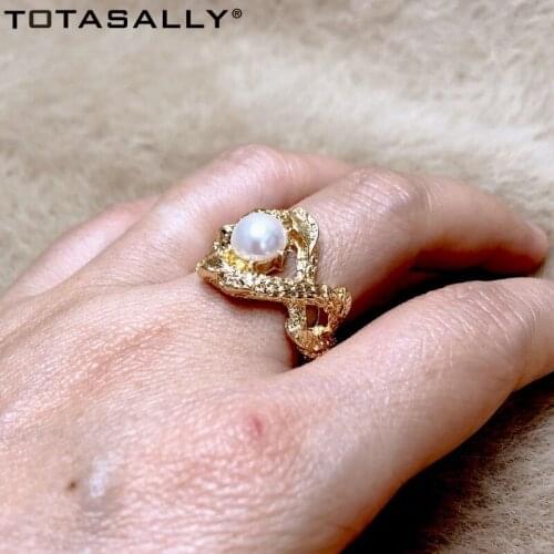 TOTASALLY 2020 Brand Finger Rings for Women Baroque Simulated Pearl Geometric Top Rings Ladies Finger Jewelry Gifts Dropship