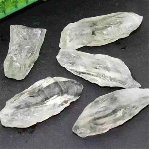 MOKAGY 1pc Natural Raw Rrough Crystal Point Healing Green Quartz Stones Mineral Samples for Fengshui Decoration