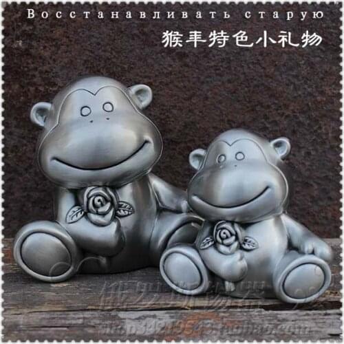 TIN PIGGY BANK NEW YEAR GIFT BABY BIRTHDAY PIGGY BANK CHRISTMAS GIFT LITTLE MONEY BOX MONKEY TABLE DECORATION