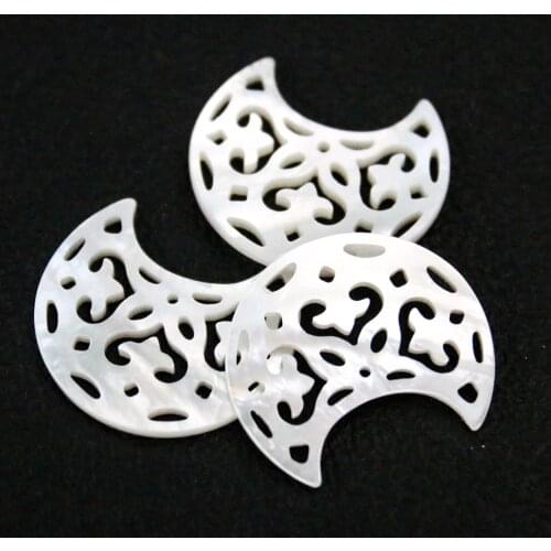 2PCS Natural Mother Pearl Shell for Jewelry Making Earring Necklaces Pendants Hollow Moon Shell Charm Accessories Jewelry DIY