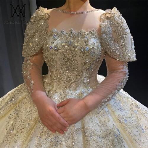 Luxury Full Sleeve Rhinestone Crystal Beads Appliqued Wedding Dress
