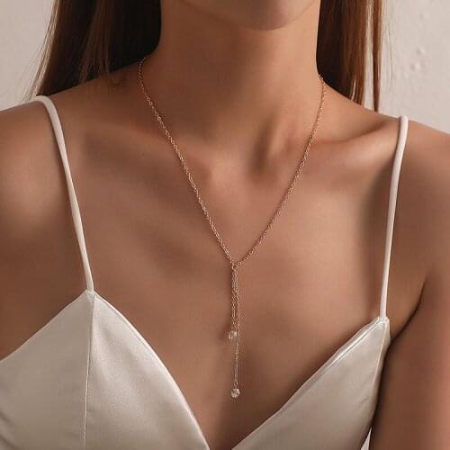 Simple Temperament Acrylic Rhinestone Pendant Necklace for Women Long Chains Geometric Clavicle Necklace Fashion Jewelry Kolye