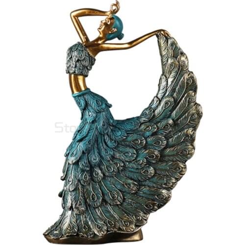 European Art Retro Resin Peacock Decoration Ornaments Luxury Figure Sculpture Crafts Home Decoration Accessories Birthday Gifts