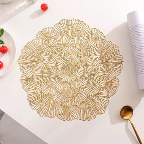 1pc Table Mats Hollow Pads Flower Shape Placemat PVC Craft Carpet Reusable Practical Cup Table Mat Table Decoration Accessories