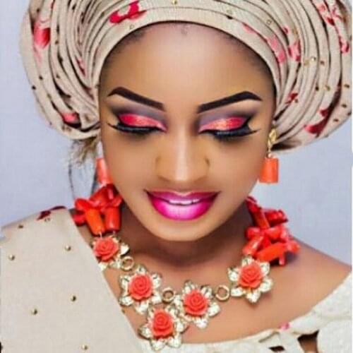 Dubai Jewelry Set Plated Gold Flowers & Original Coral Beads Bridal Jewelry Set Fashion Necklace Set African Nigerian Jewellery