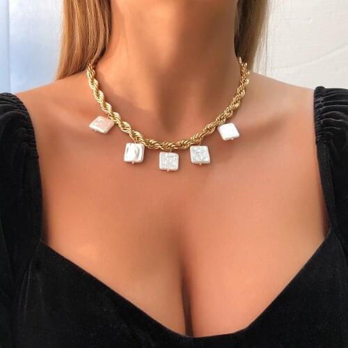 Lalynnly 2021 New Fashion Simulated Pearl Choker Necklace For Women Square Shaped Pearl Necklaces Collier De Perles N8262