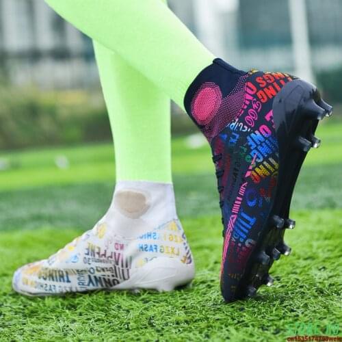 New High Ankle Soccer Shoes Men Breathable Outdoor High-top Football Boots Turf Soccer Cleats Kids AG Women Soft Football Shoes