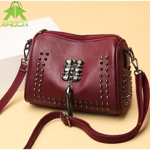 Luxurious Rivet Messenger Bag Designer Pu Leather Women Handbag 2021 New High Quality Solid Color Shoulder Bags Female Fashion