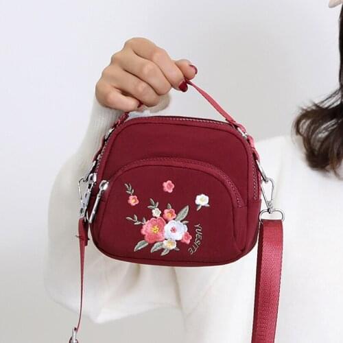 Womens Shoulder Bag Embroidery Rose Flower Small Fresh Cute Crossbody Bag Multicolor Wild Fashion Ladies Bag