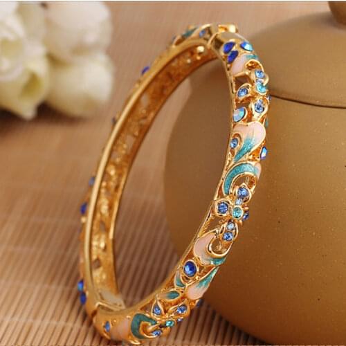 Womens Fashion Cloisonne Bracelet Korean Version Hollowed Out Diamond Plated Jewelry Gift Court Style Retro Bracelet