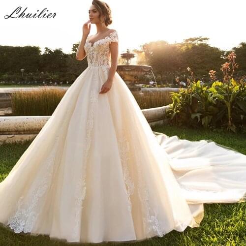 Lhuilier A-line Scoop Neck Wedding Dresses 2020 Lace Appliques V-Back Tulle Beaded Floor Length Chapel Train Bridal Dress