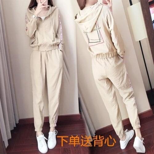 Two-piece 2021 Spring and Summer New Womens Sports Suit Korean Loose Fashion Sweater Trousers Casual Two-piece Suit