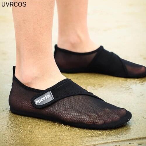 Mens Barefoot Shoes Mesh Summer Water Shoes Breathable Men Casual Beach Sneakers Slip On Flat Loafers