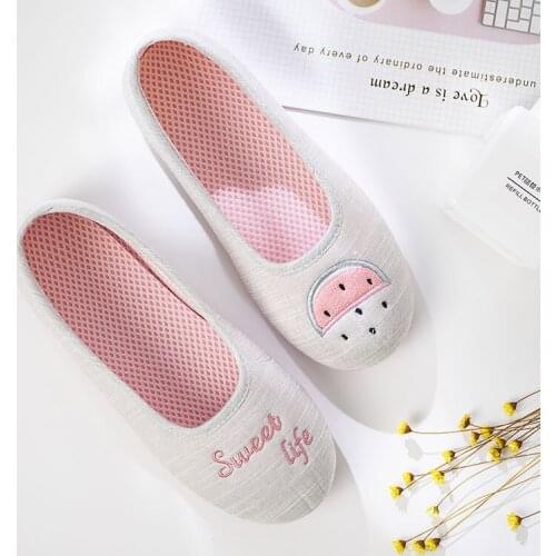 YESFEILE Women's Slippers