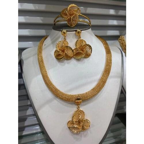 Arab Dubai Jewelry Set 24K High-End Temperament Bride Real Gold Plated Jewelry Wedding Set Necklace Earring Bracelet Ladies Set