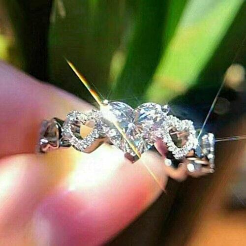 Trendy Hollow Heart Ring Womens Inlaid Crystal CZ Fashion Party Accessories Romantic Heart Ring Promise Girl Jewelry