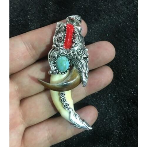 Tibetan antiques Wolfs teeth Bear claw Tibetan silver mosaic turquoise amulet