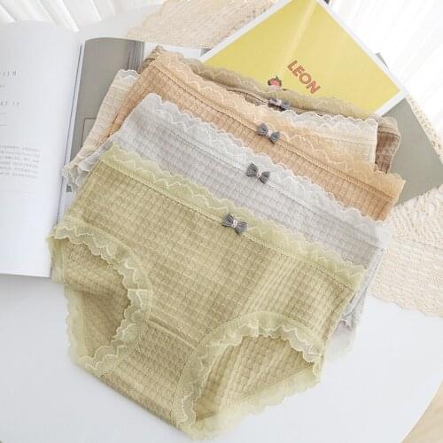 100% cotton Sexy Lace Seamless briefs women Japanese elegant Mid-Rise Traceless lingerie Panties autumn NF37