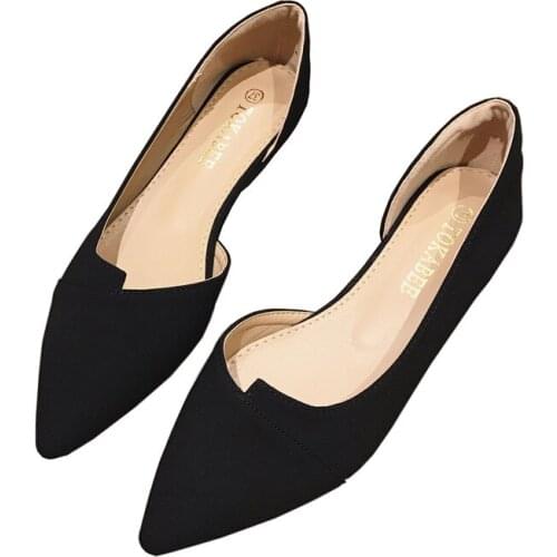 Large Size Pointed Single Shoes 2019 Spring Summer New Shallow Mouth Wild Flat Female Soft Bottom Black Work Women Shoes