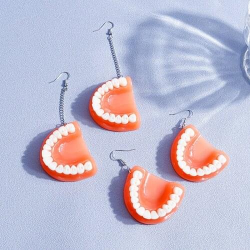 Cool Punk Funny Resin Tooth Drop Earrings for Women Girls Long Chains Dangle Earrings Fashion Female Halloween Party Jewelry
