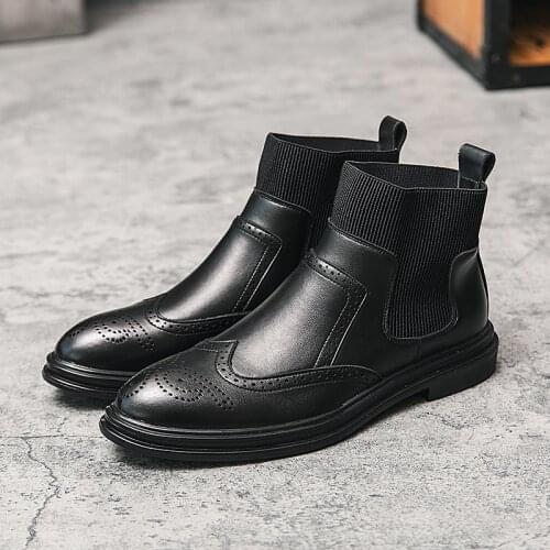 New Italian Mens Boots Business Slip on British Ankle Boots Male Cowhide Pointy Boots Elegantes Gents Sock Leather Shoes For Men