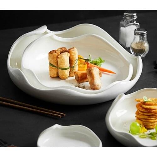 Japanese White Ceramic Plate Irregular Main Course Steak Cutlery Home Restaurant Kitchen Dishes Decoration Tableware Plate