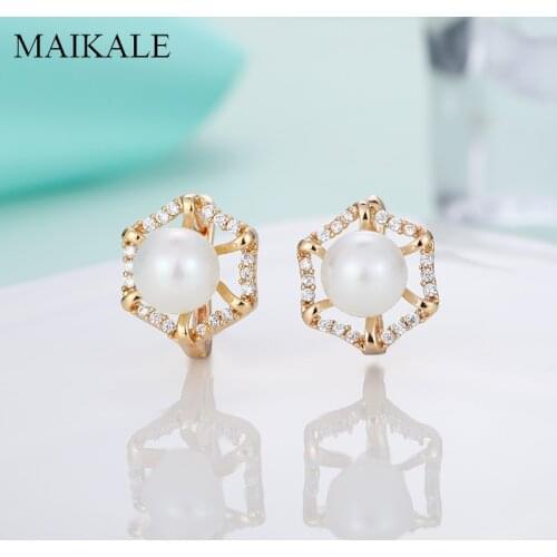 MAIKALE Trendy Pearl Stud Earrings for Women Gold Silver Color Hexagon Cubic Zirconia Earrings with Pearls Fashion Jewelry Gifts