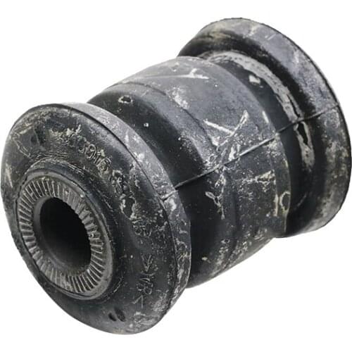 Front lower arm rubber sleeve for 15-18 Dongfeng AX7 Triangle arm front center bushing