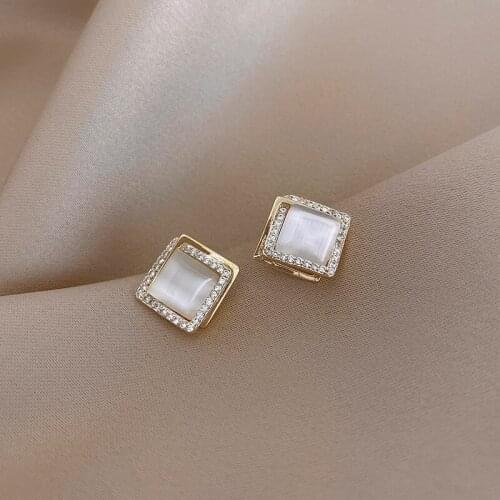 Korean high-end sweet girl square full crystal rhinestone personality fashion small fresh summer simple earrings women wholesale