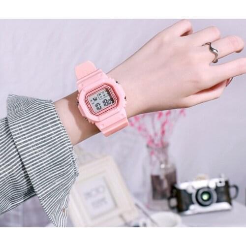 Luxury Women Digital Watch LED New Fashion Sports Womens Watches Electronic Wrist Watch Luminous Clock Ladies Watch Montre Femme