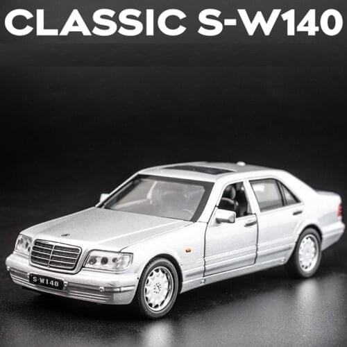1:32 BENZ S-W140 Alloy Car Model Classic Diecasts & Toy Vehicles Car Toy For Children Boys Pull-back Light Toys Children Gifts