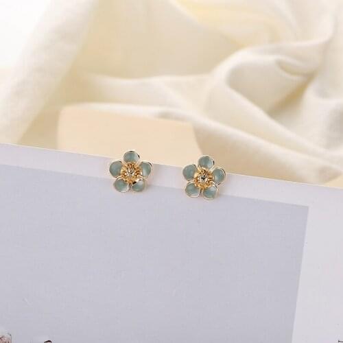 Korean Design Sense Drip Glaze Cherry Blossom Earrings Fresh Bean Green Small Flower Earrings Temperament All-match