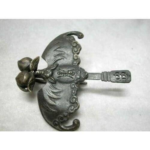 Old Chinese old style bronze copper handmade work bat lock key